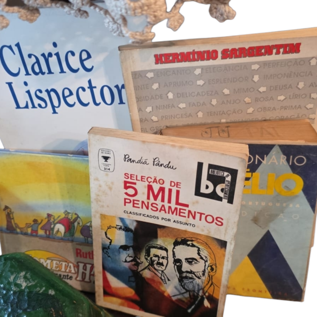 Cinco livros antigos