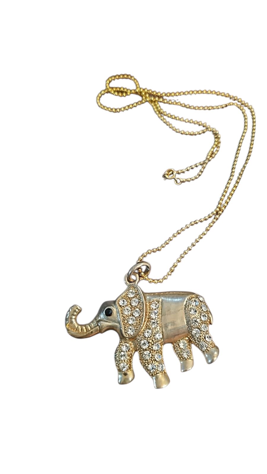 Colar com pingente de elefante