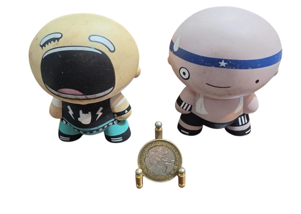 Par de raros bonecos Toy Art Adidas