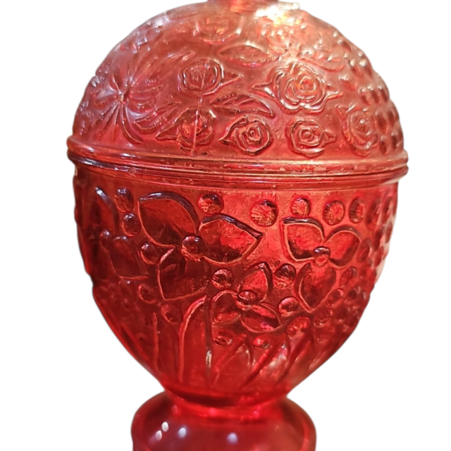Bomboniere de vidro com bela arte em relevos