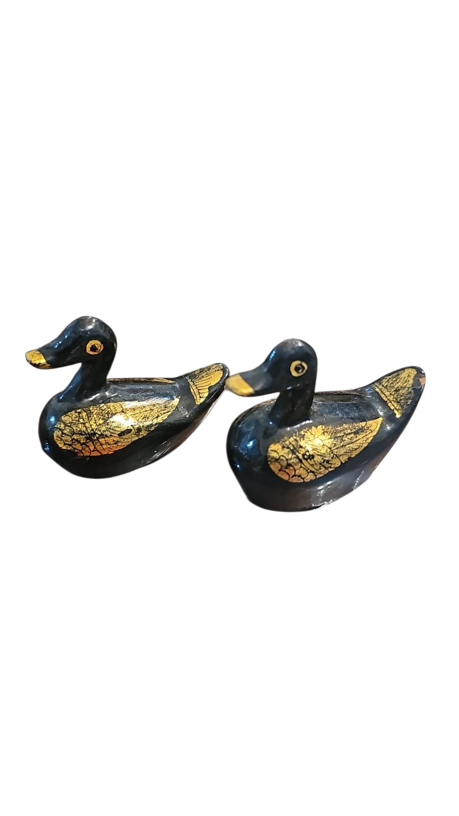 Par de patinhos em madeira laqueada e dourações