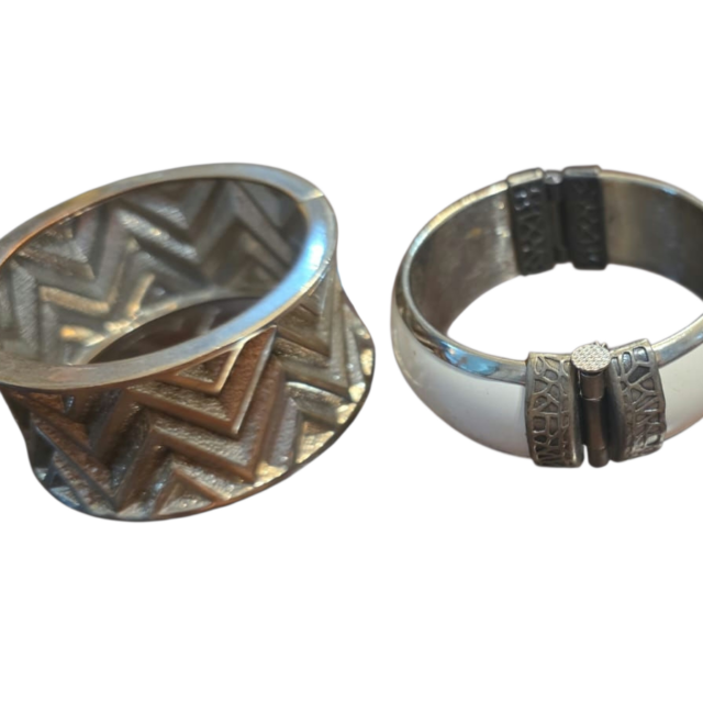Par de antigos braceletes/pulseiras