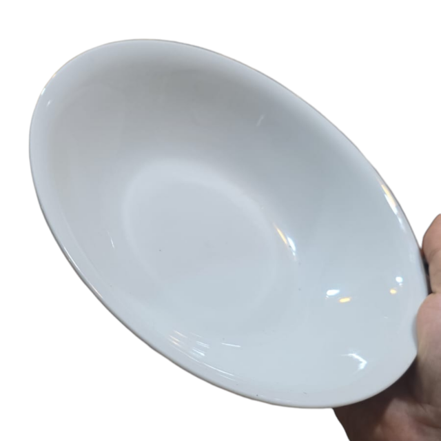 Antiga saladeira de porcelana da Tunísia
