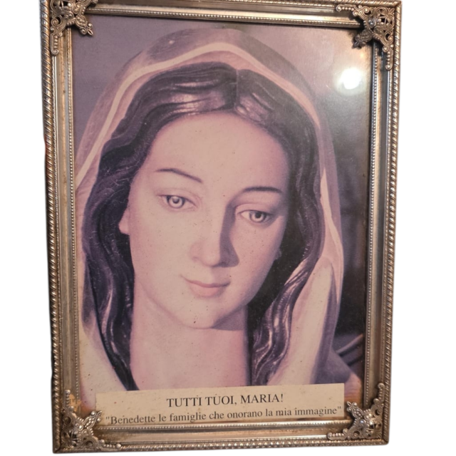 Antiga grande moldura de metal
