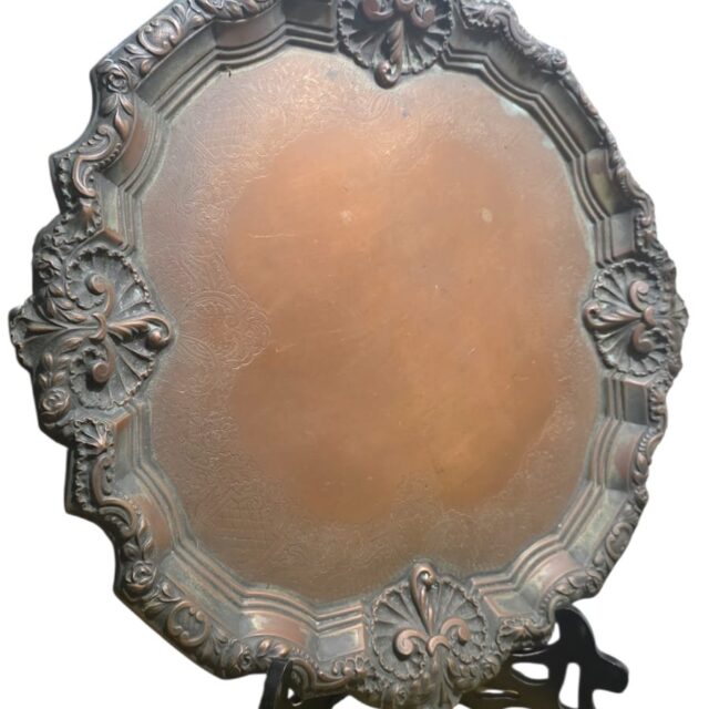 Grande e belíssima salva portuguesa de cobre