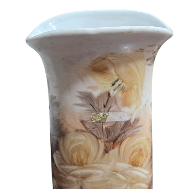 Floreira em Porcelana com motivos florais pintados à mão