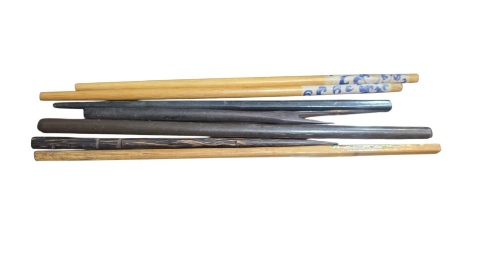 Conjunto de madeira, hashis, garfinho, palito de cabelo