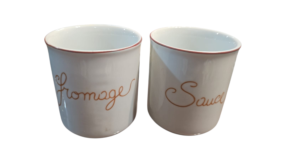 Par de antigos potes de porcelana da manufatura Real