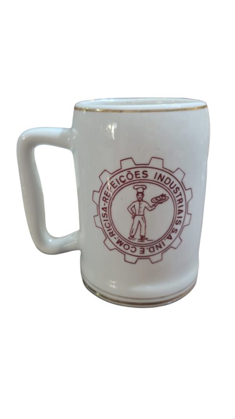 Antiga caneca de porcelana