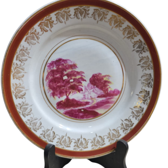 Antiga porcelana Barão do Rio Branco, belíssima arte e dourações