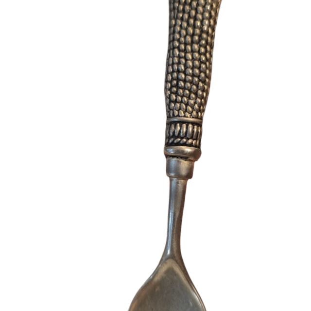 Elegante colher espessurada a prata