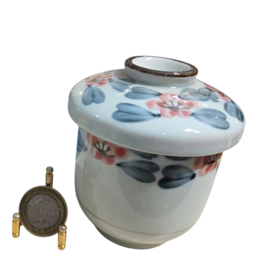 Porcelanas japonesas com bela arte