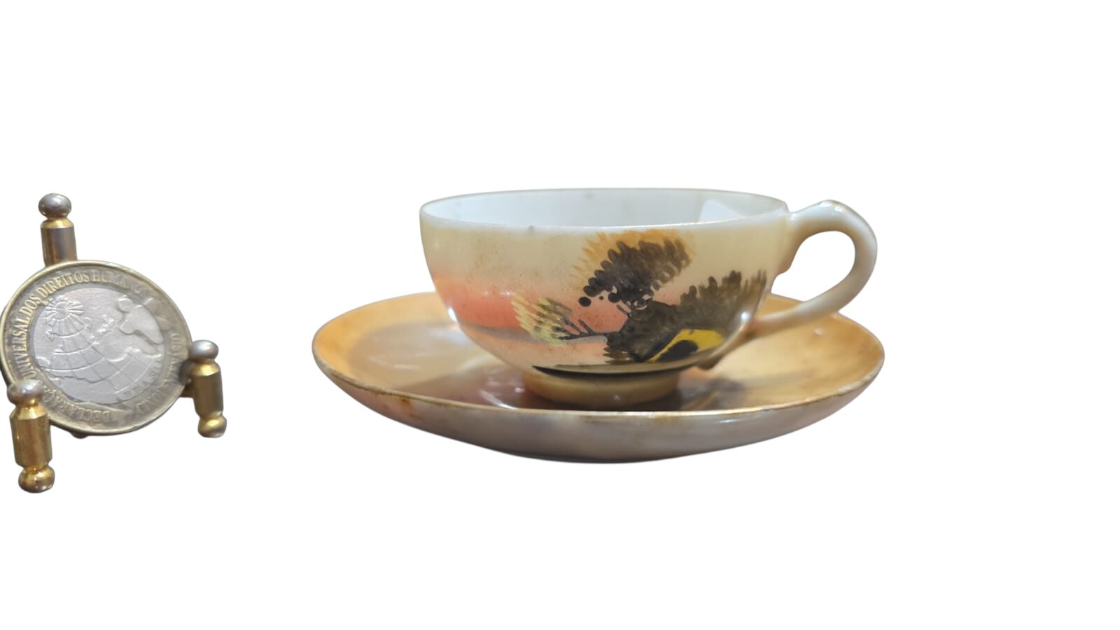 Xícara de porcelana japonesa casca de ovo