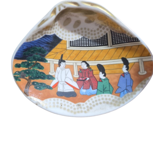 Concha oriental antiga com belíssima arte feita a mão, Franklin Mint Genji Monogatari