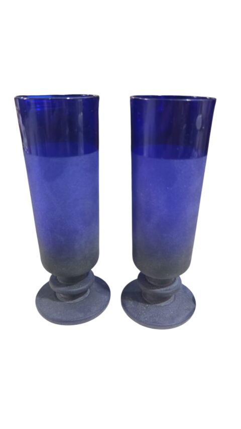Elegante taça azul cobalto (valor unitário)