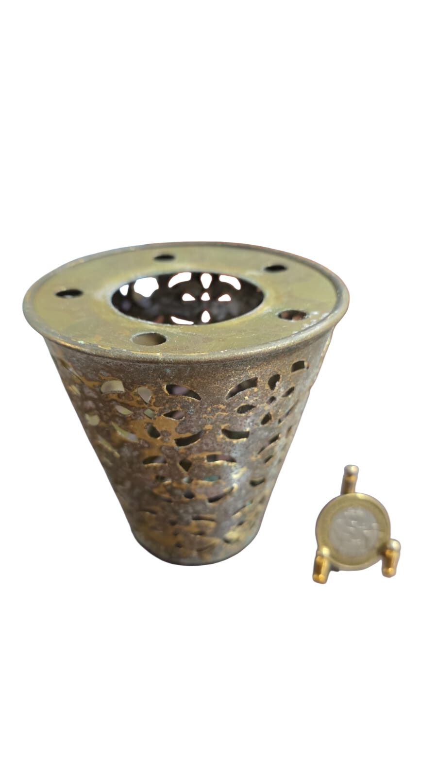 Floreira em dourado metal