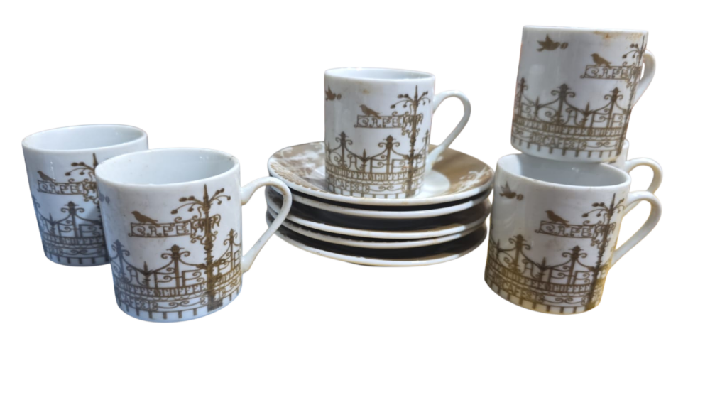 Xícaras de café em porcelana com bela arte. (valor unitário)