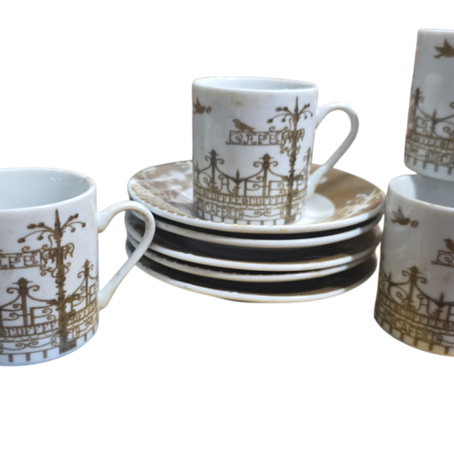 Xícaras de café em porcelana com bela arte. (valor unitário)
