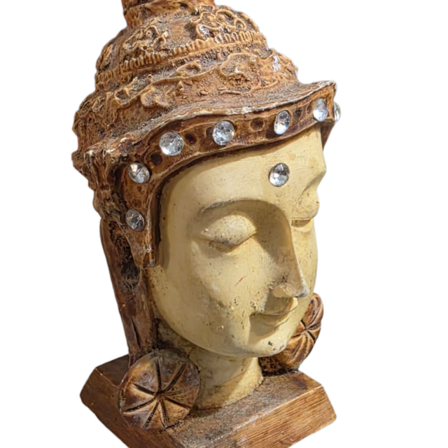 Bela escultura oriental em resina