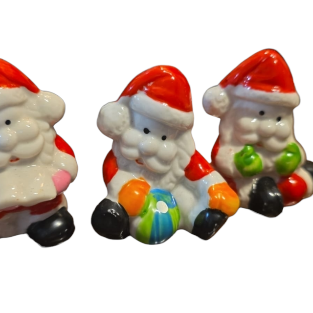 Trio de noéis de porcelana