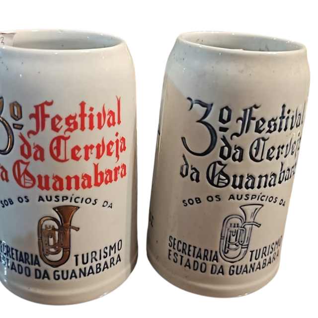 Par de antigas canecas Ceramarte