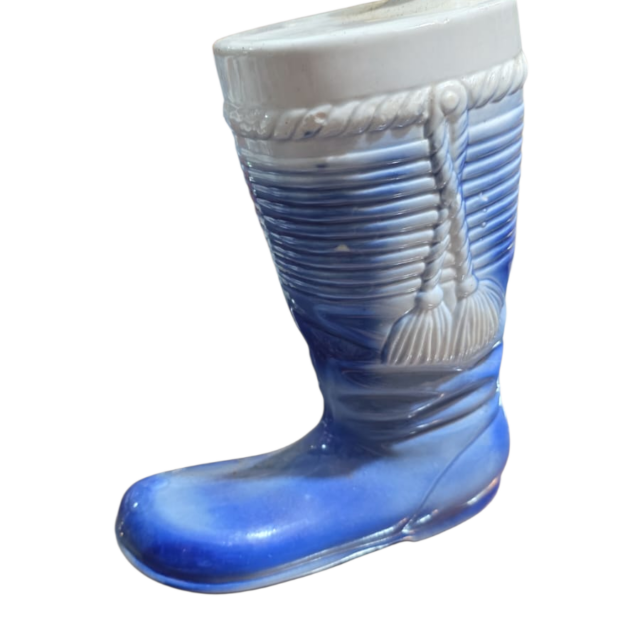 Rara garrafa de louça em formato de bota