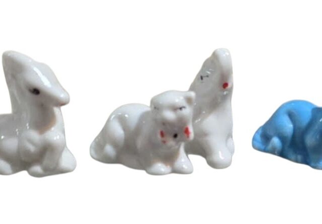 Coleção de animais de porcelana orientais