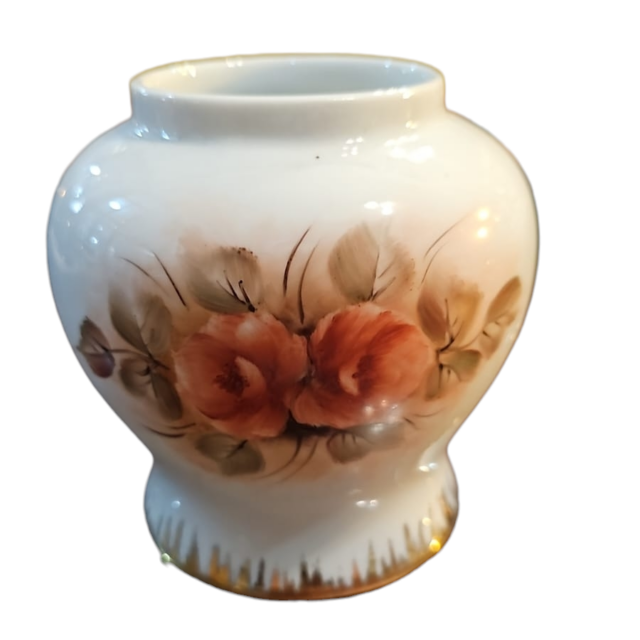 Vaso de porcelana com belos motivos florais