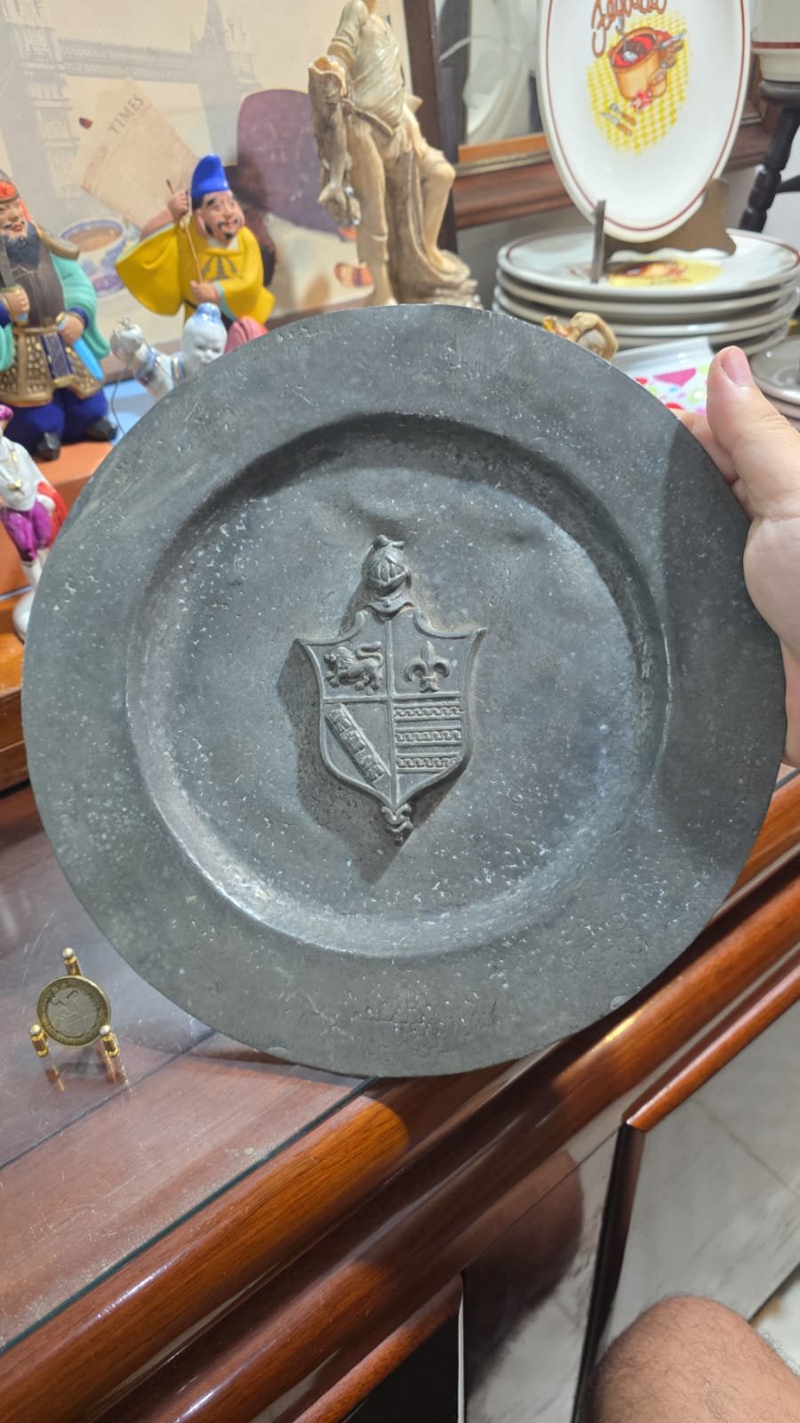 Antigo medalhão medieval - Imagem 2