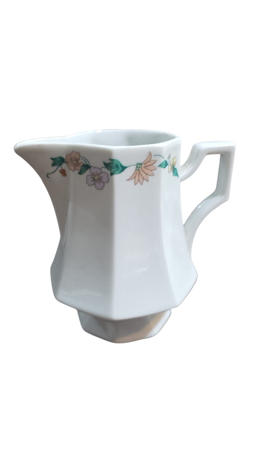 Jarra canelada de porcelana chinesa