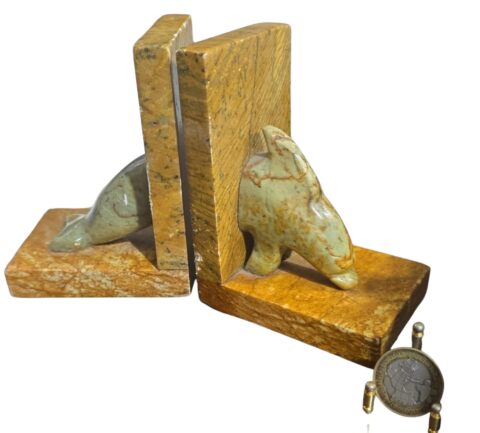 Serre Livre de golfinho de pedra