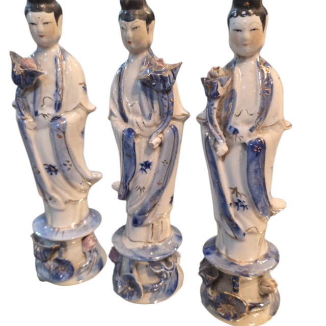 Esculturas divindades orientais de porcelana