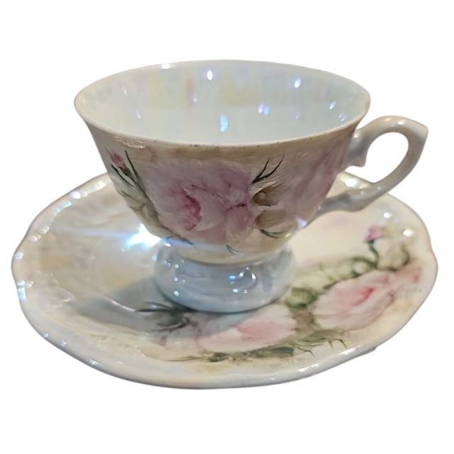 Xícara de café de porcelana com belíssima arte pintada a mão