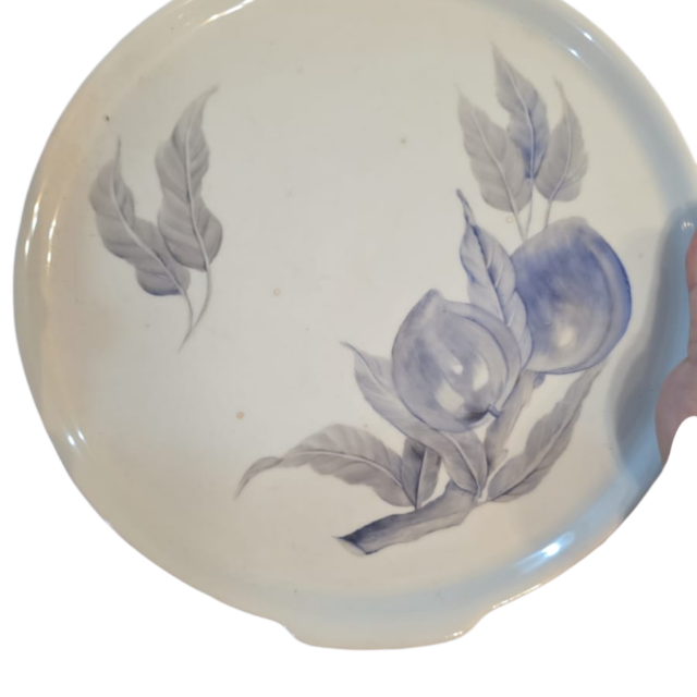 Prato de bolo de porcelana pintado a mão