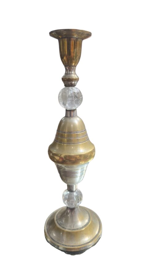 Elegante e antigo castiçal em dourado metal e cristal,