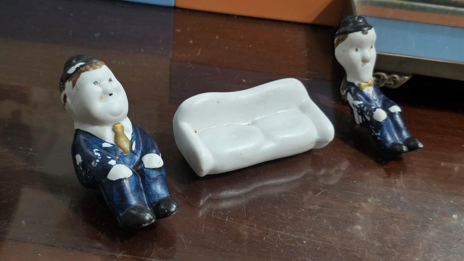 O Gordo e o Magro em Porcelana - Imagem 3