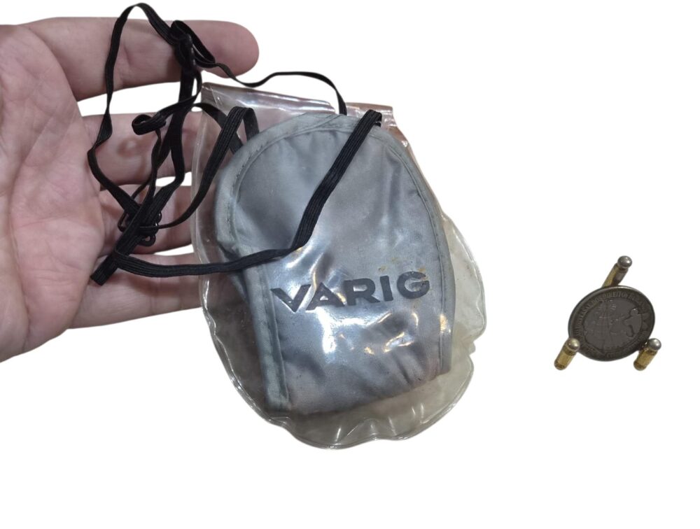 Tapa olhos promocional da extinta companhia aérea, Varig