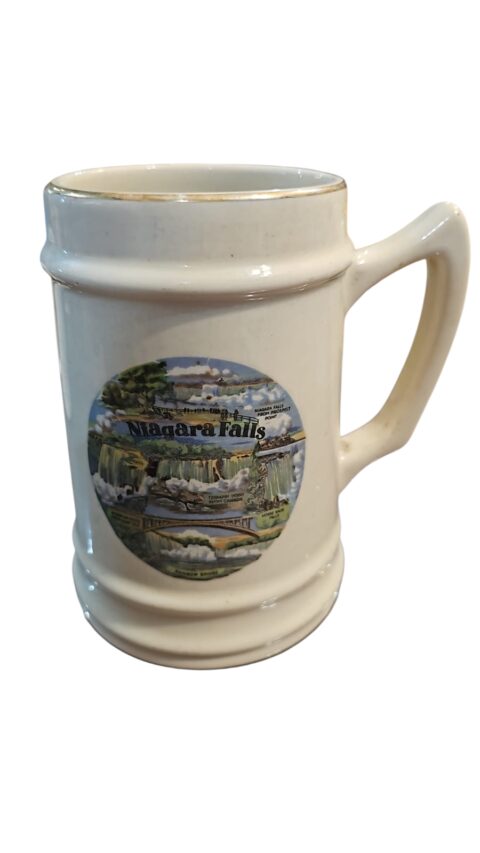 Antiga grande caneca americana