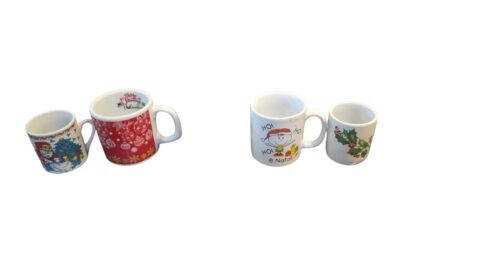 Quarteto de xícaras e copinho de porcelana natalina