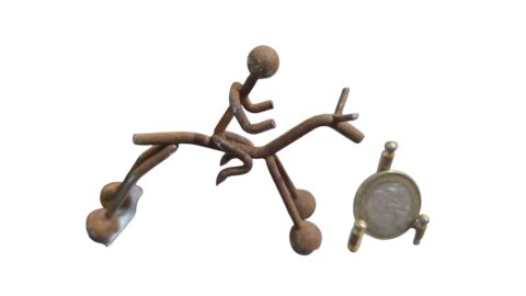Antiga escultura de ferro