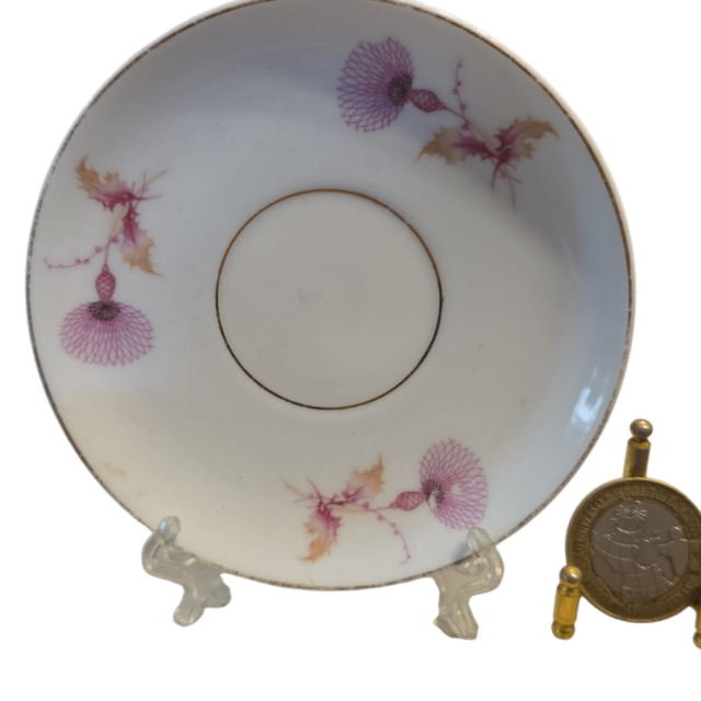 Pires porcelana Mauá, motivos florais