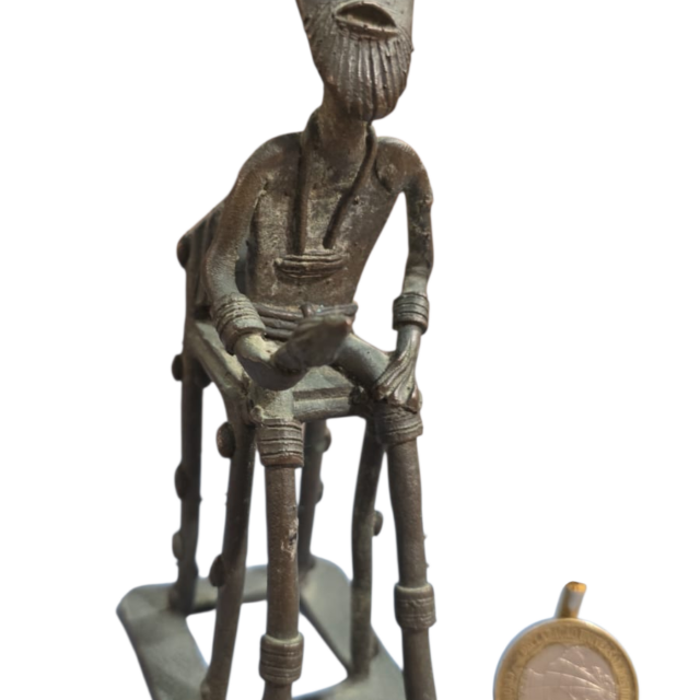 Antiga escultura de bronze do Benim, África Ocidental, início do século XX