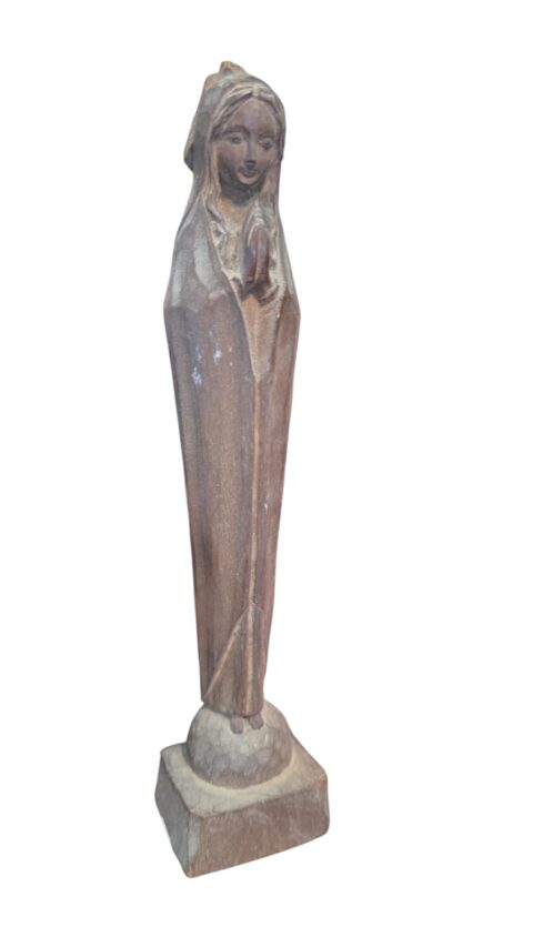 Antiga escultura sacra de madeira de lei
