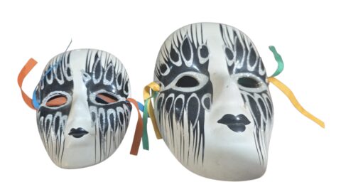 Par de máscaras decorativas de pendurar