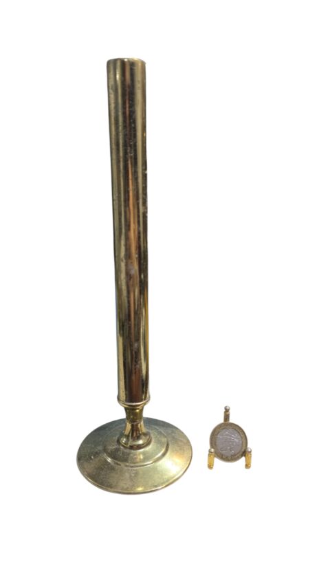 Elegante Solifleur em dourado metal