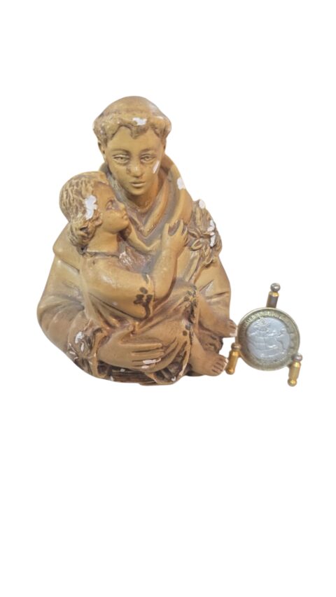 Antiga escultura em gesso