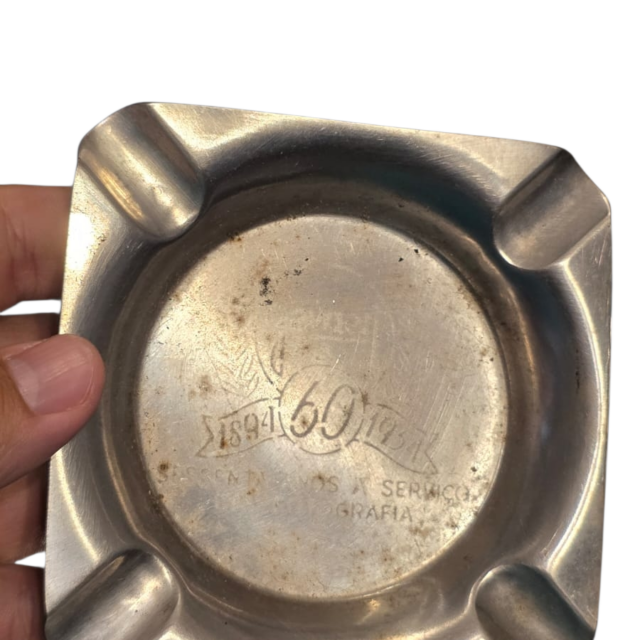 Antigo cinzeiro Inox, pombo