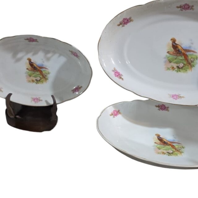 Trio de travessas porcelana Real, belíssima arte, impecáveis