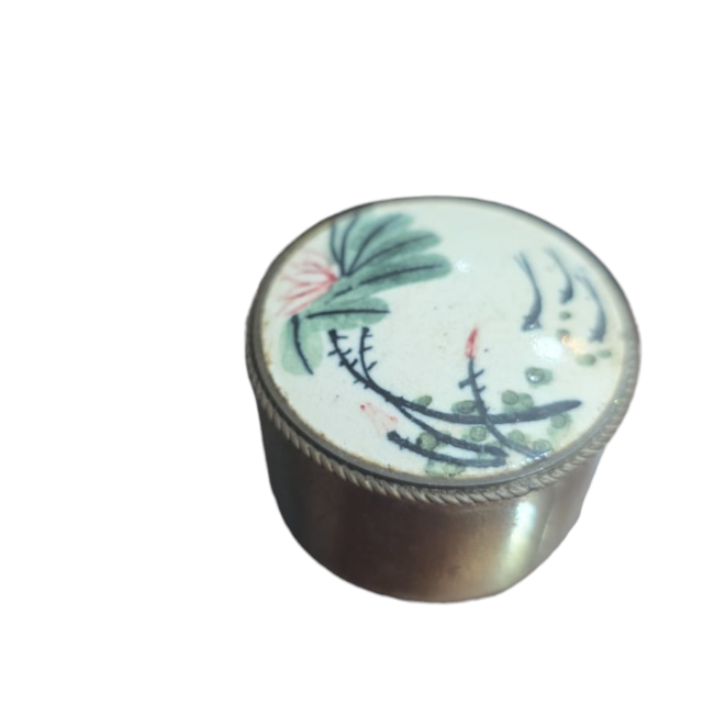 Potiche em dourado metal