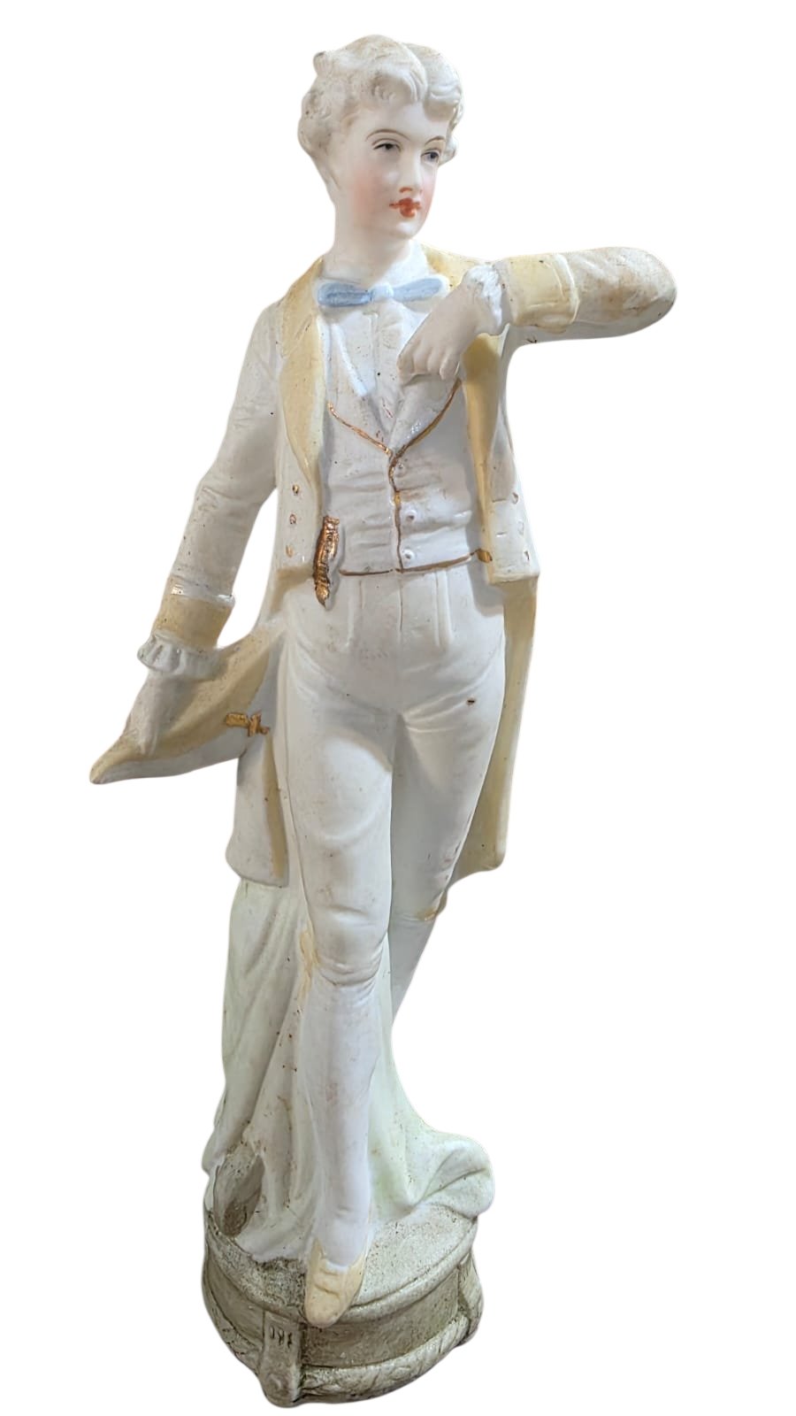 Elegante escultura de fidalgo de porcelana da época